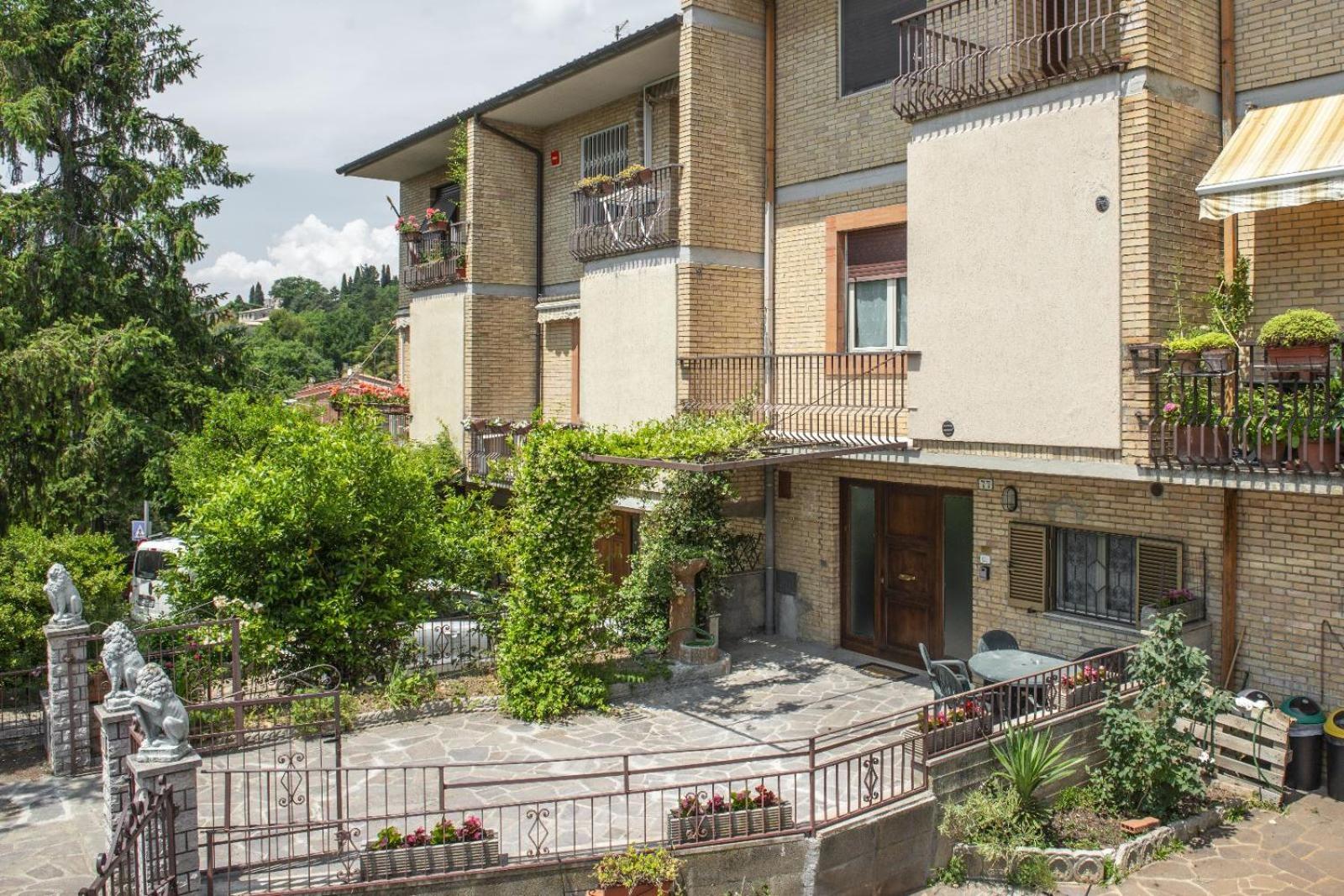 Appartamento Con Parcheggio E Giardino Ассізі Екстер'єр фото